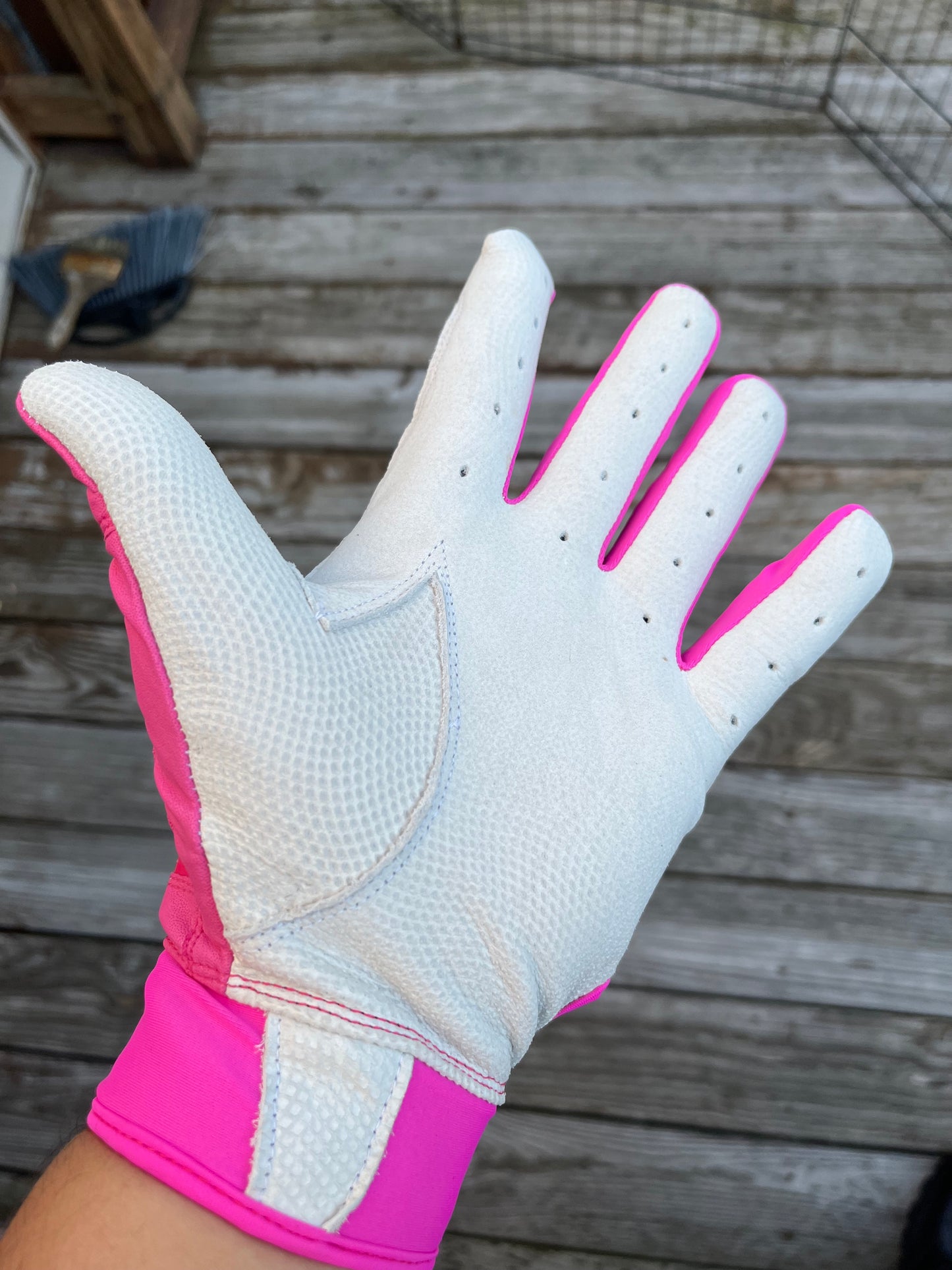 Breast Cancer Batting Gloves
